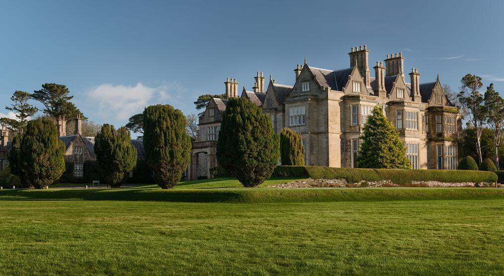 Muckross House Panorama