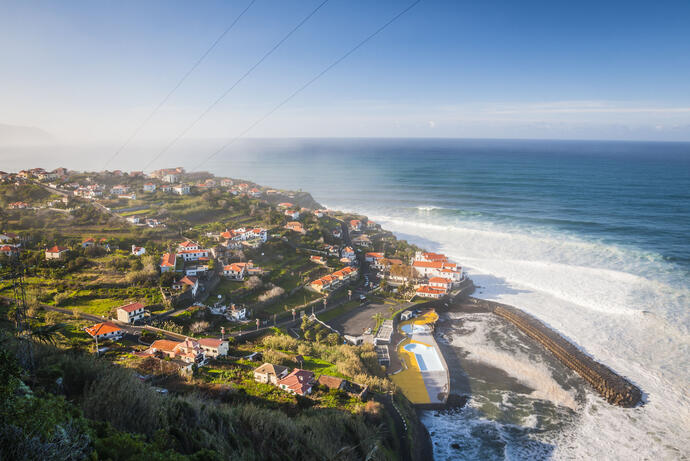 Panoramablick auf Porto Moniz