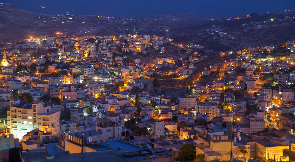 Blick auf Bethlehem bei Nacht