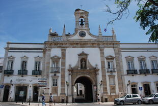 Arco da Vila in Faro