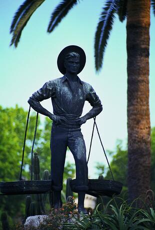 Statue in Malaga