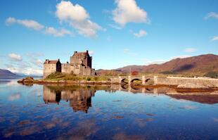 Die wunderschön gelegene Eilean Donan Castle