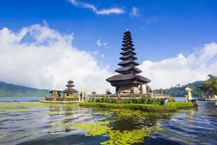 Pura Ulun Danu Tempel am Bratan See