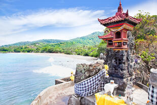 Pura Batu Bolong Tempel