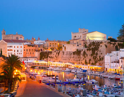 Ciutadella bei Nacht