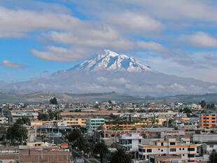 Riobamba am Fuße des Nevada Chimborazo